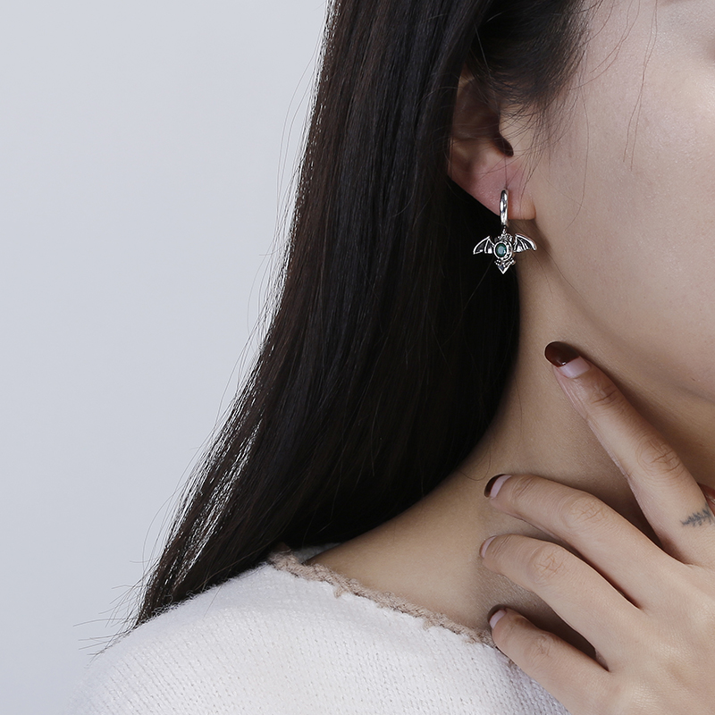 New Arrival Elegant Devil Bat  - Tassel Earrings Boho recension och pris